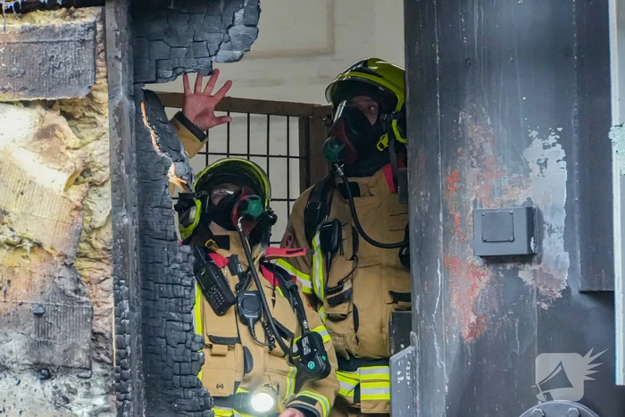 Veel schade bij brand in timmerwerkplaats