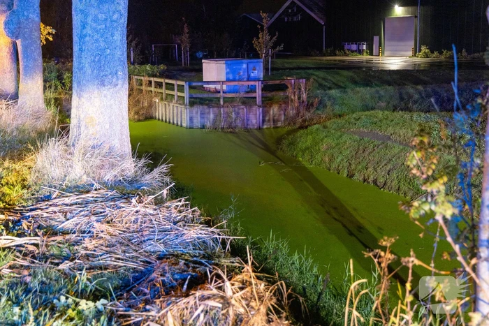 Zoekactie leidt tot redding van vrouw in het water