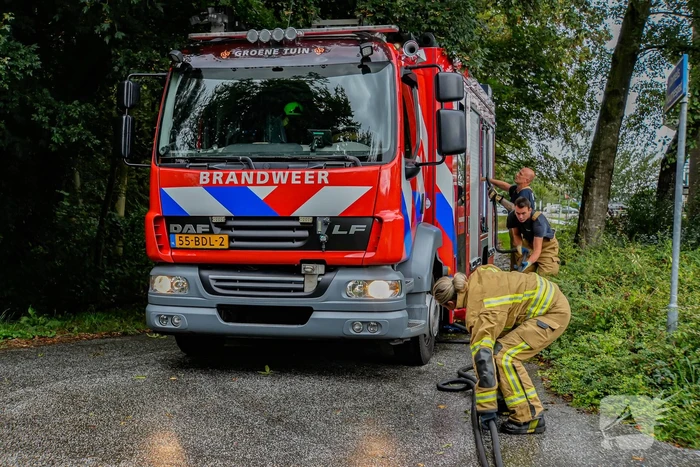 Scooter gedumpt en in brand gestoken bij speeltuinen