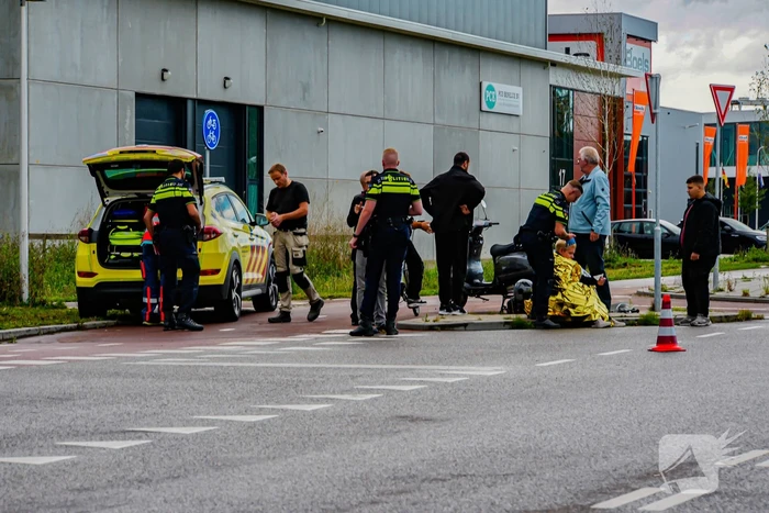 Scooterrijder gewond bij aanrijding