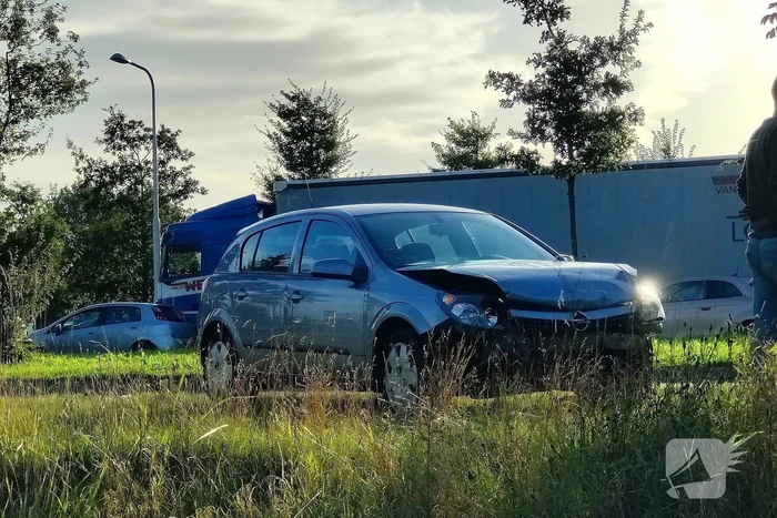 Meerdere voertuigen betrokken bij kettingbotsing