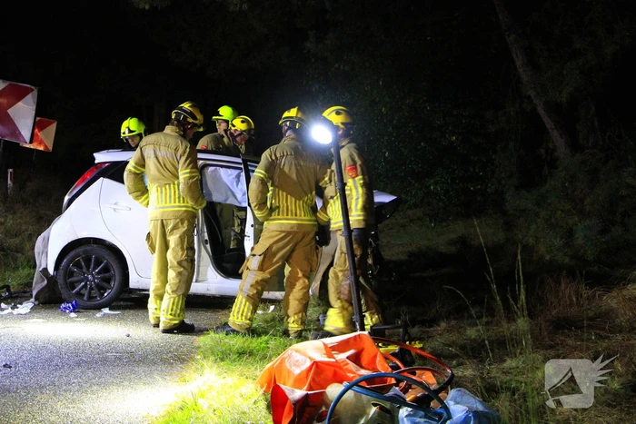 Meerdere gewonden na frontale botsing tussen auto's