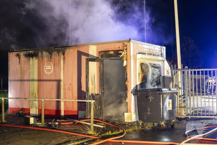 Flinke vlammen bij uitslaande brand