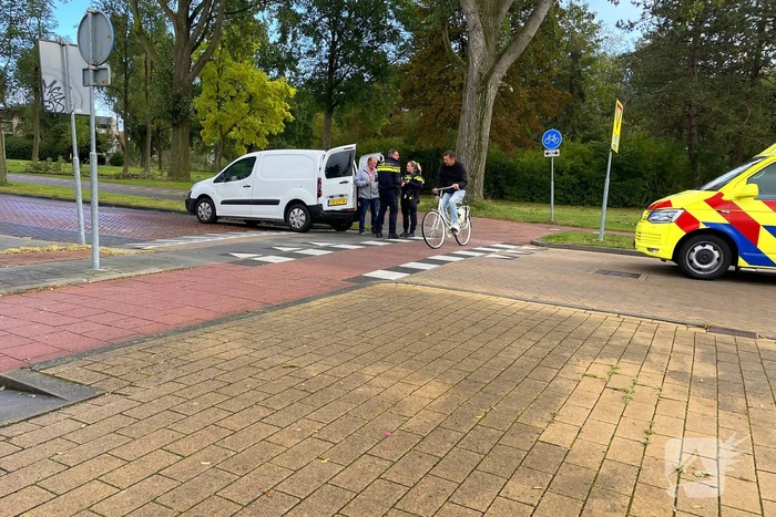 Fietser aangereden op oversteekplaats