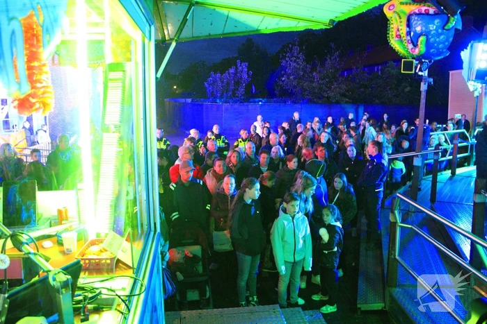 Twee minuten stilte op kermis wegens overlijden Hans van Tol