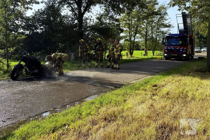 Motor door brand verwoest