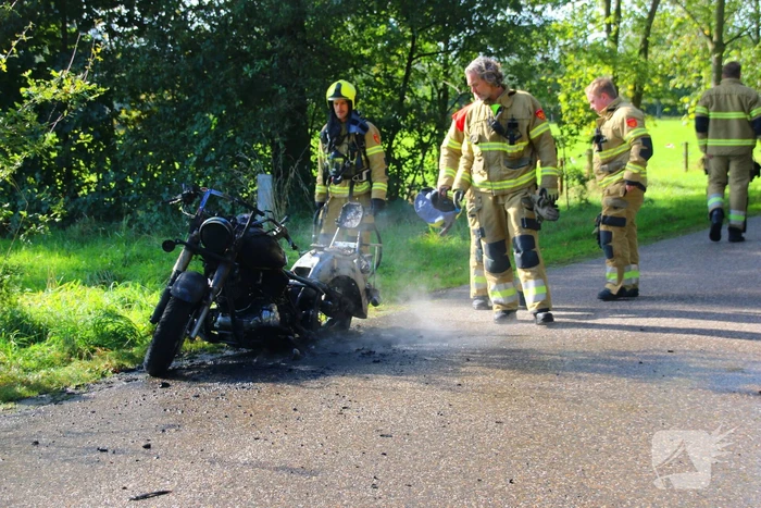 Motor door brand verwoest
