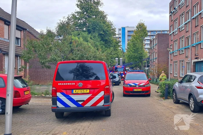 Brandweer ingezet voor grote brand in woning