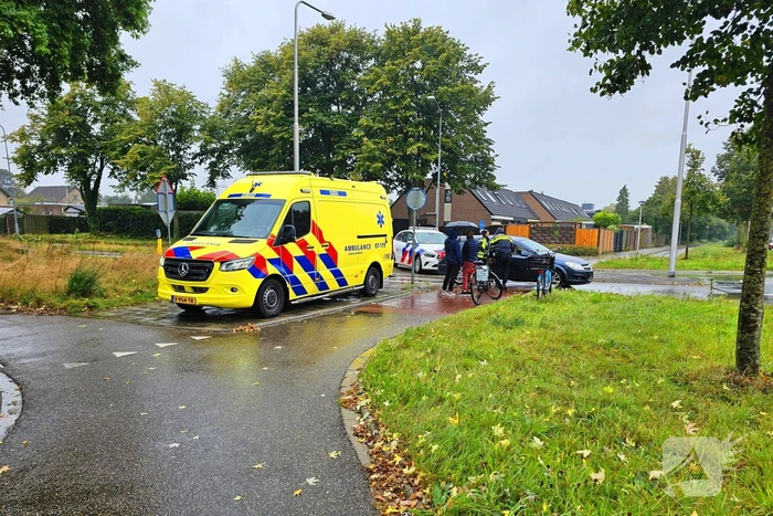Opnieuw fietser geschept bij rotonde