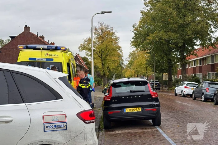 Speed pedelec klapt op zijkant van bestelbus