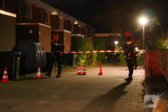 Politie doet onderzoek naar mogelijke explosie bij woning
