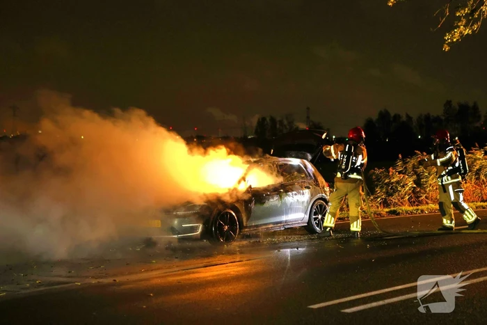 Verdachte geur eindigt in autobrand