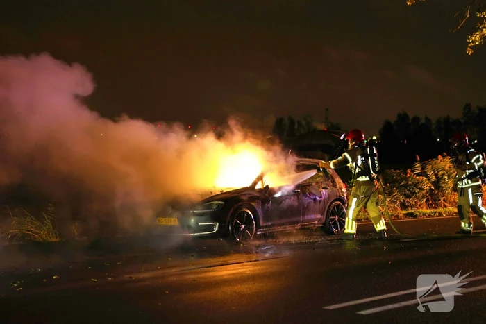Verdachte geur eindigt in autobrand