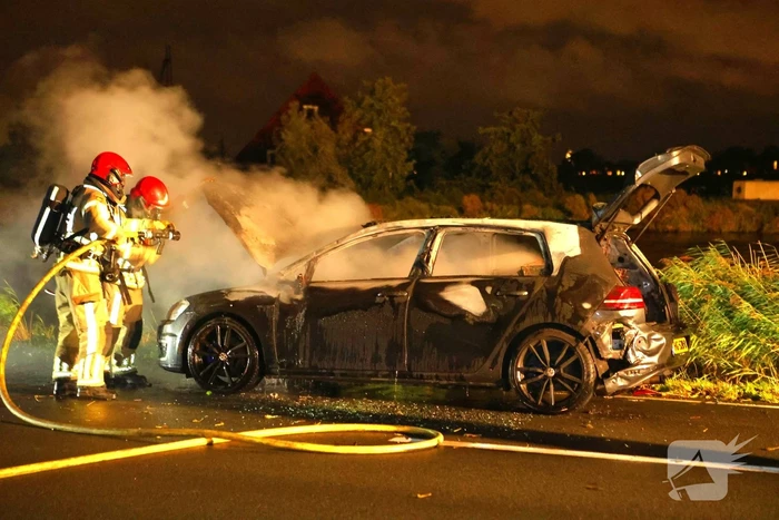 Verdachte geur eindigt in autobrand