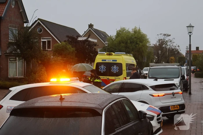 Automobilist ziet scooterrijdster over het hoofd
