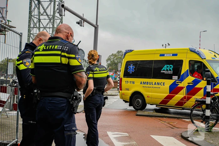 Fietser gewond bij aanrijding met bestelbus