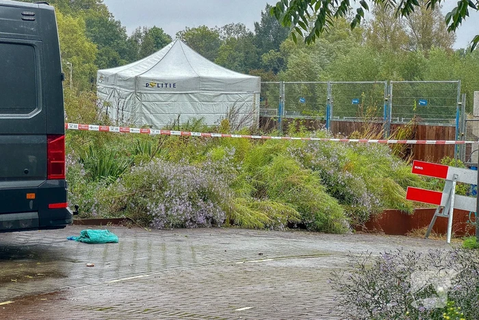 Lichaam gevonden in Beatrixpark, politie doet onderzoek