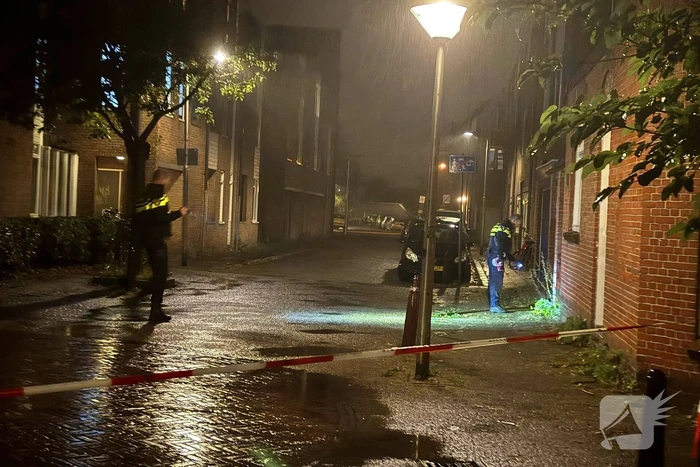 Aanhouding en straat afgesloten na steekpartij