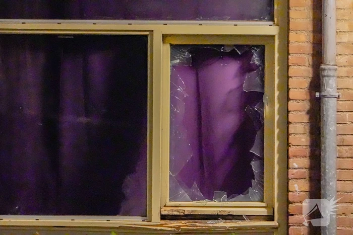 Meerdere ruiten gesprongen bij explosie