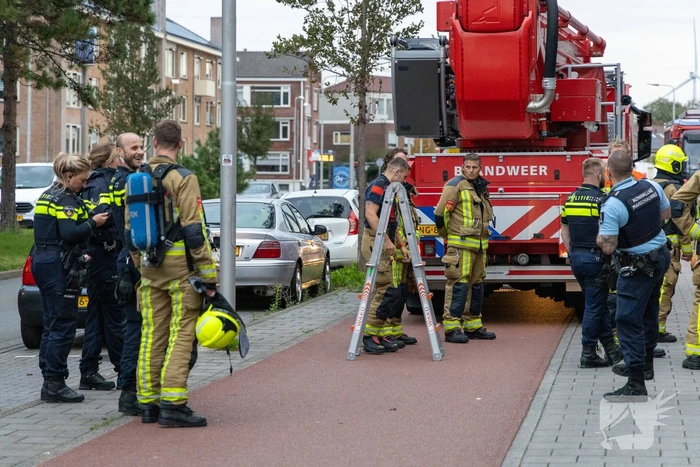 Brandweer blust brand in appartement