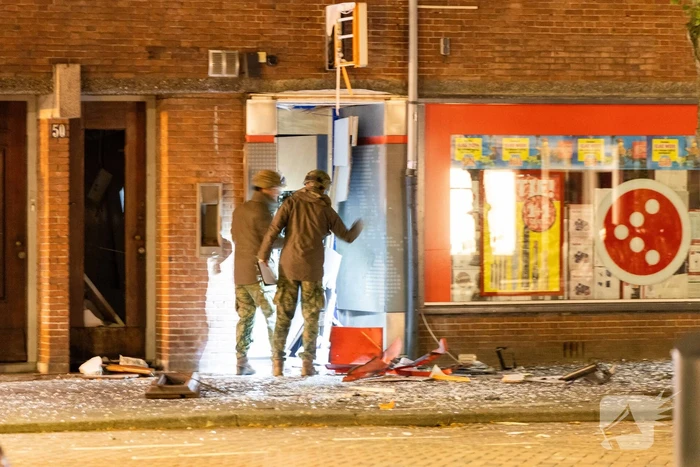 Ravage na plofkraak, daders voortvluchtig