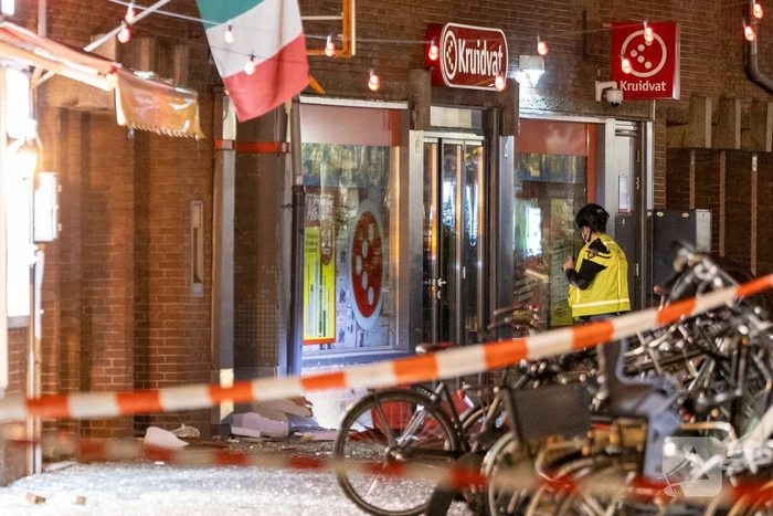 Ravage na plofkraak, daders voortvluchtig