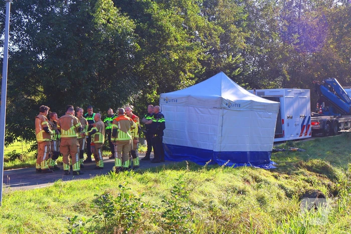Politie doet onderzoek naar te water geraakt persoon