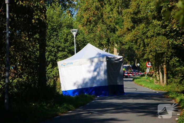 Politie doet onderzoek naar te water geraakt persoon