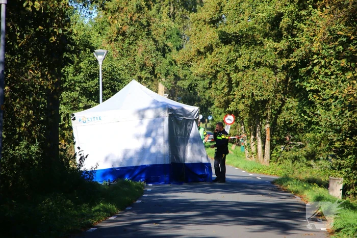 Politie doet onderzoek naar te water geraakt persoon