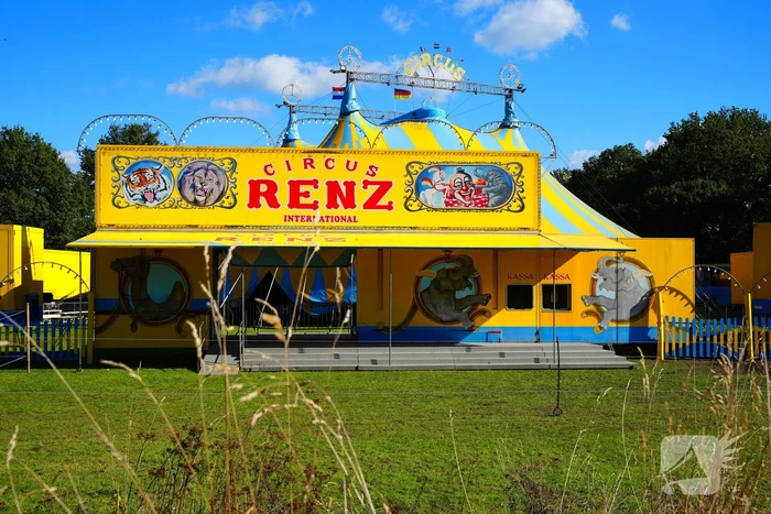 Circus Renz gestart met opbouw circus