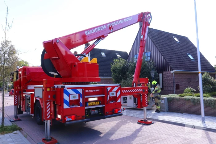 Brandweer heeft schoorsteenbrand snel onder controle