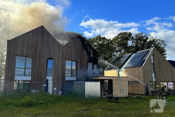 Flinke rookontwikkeling bij woningbrand