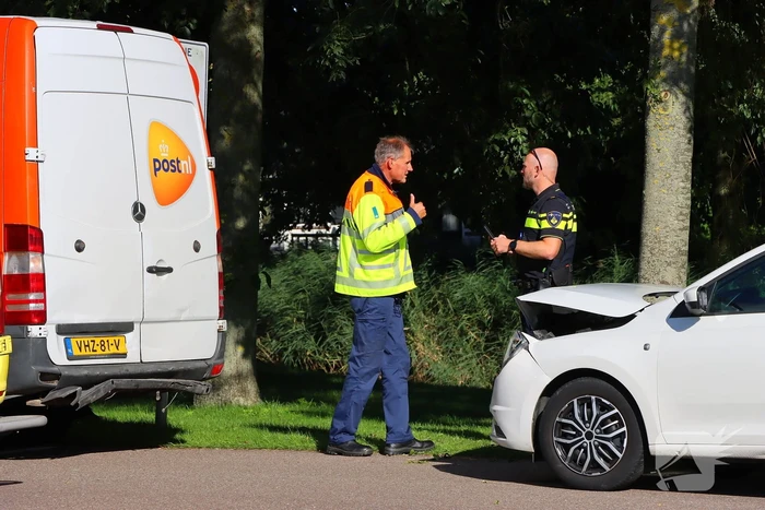 Drie voertuigen betrokken bij kettingbotsing