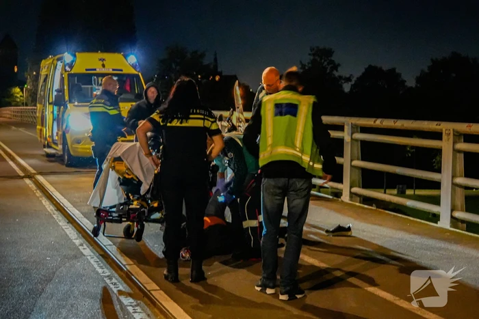 Scooterrijder gewond na uitwijkmanoeuvre voor kind