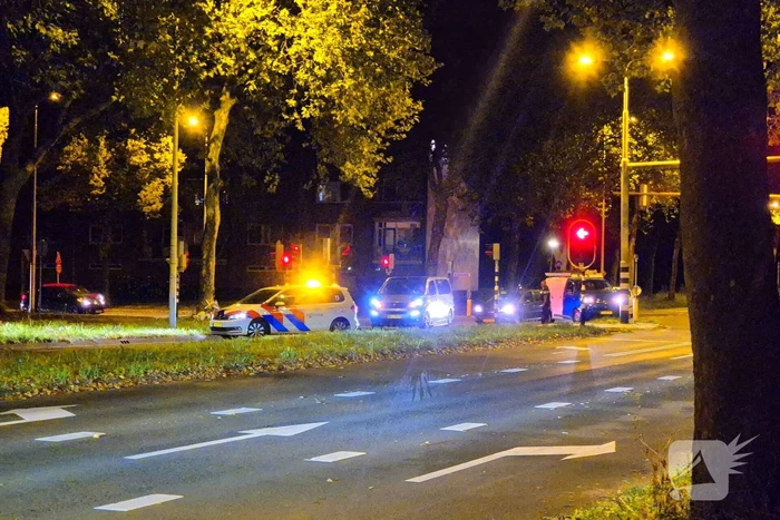 Automobilist met lachgas ramt meerdere objecten