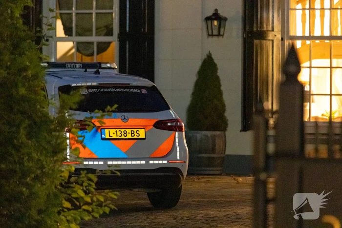 Politiehelikopter zoekt dader(s) na woningoverval