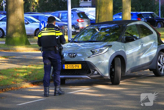 Weer fietser aangereden op bekende rotonde