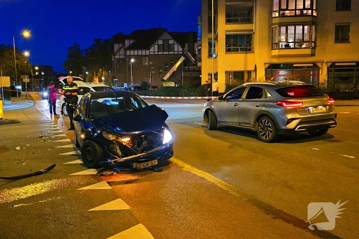 Drie voertuigen betrokken bij ongeval op kruising