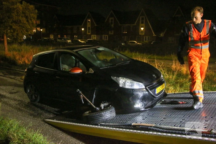 Inzittende gaan ervandoor na ongeval
