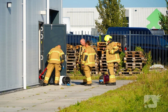 Brand bij meubelmaker snel onder controle