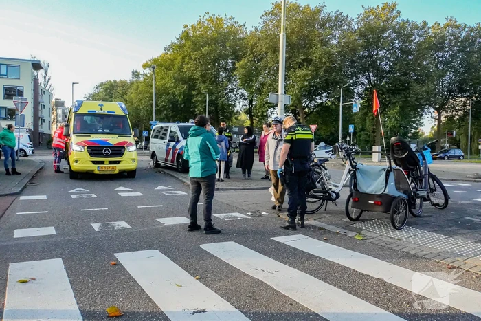 Fietser geschept op oversteekplaats