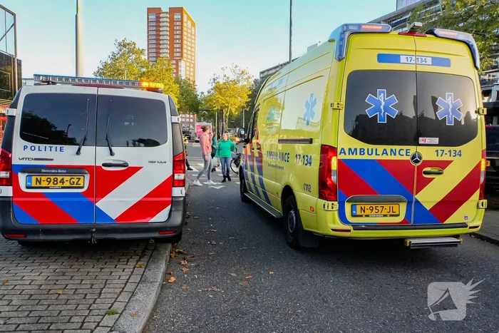 Fietser geschept op oversteekplaats