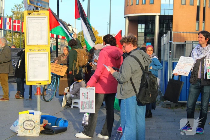 Pro Palestina demonstratie bij station