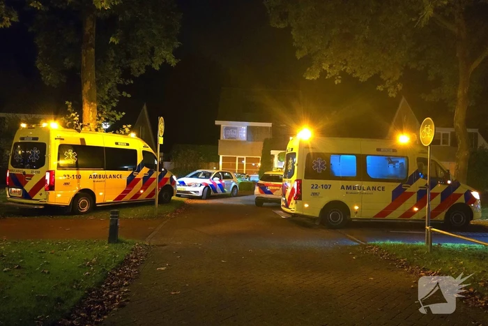Persoon raakt gewond bij steekpartij in woning