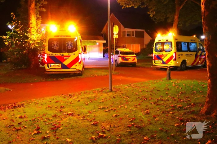 Persoon raakt gewond bij steekpartij in woning