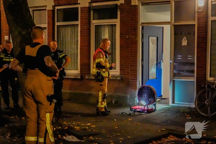Twintig bewoners ontruimd na explosie in flatwoning