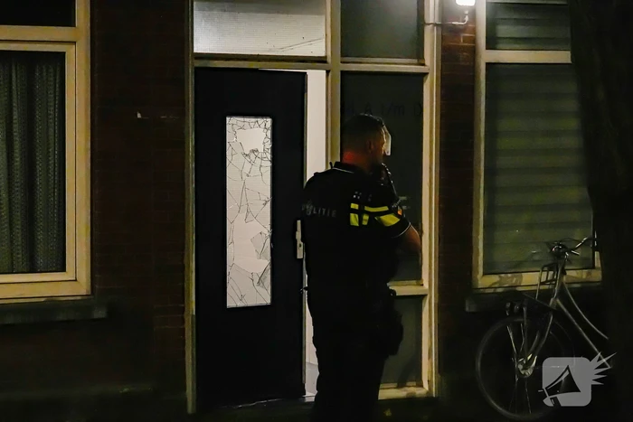 Twintig bewoners ontruimd na explosie in flatwoning