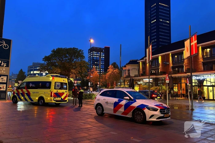 Fietser gewond bij botsing met pakketbezorger