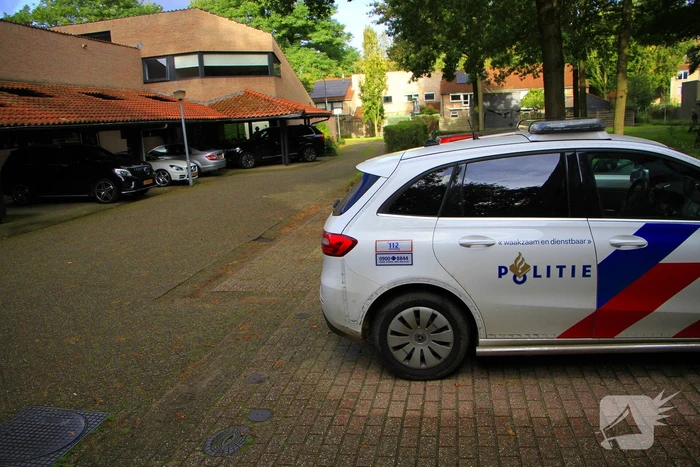 Politie doet onderzoek naar diefstal en sloop van autospiegels