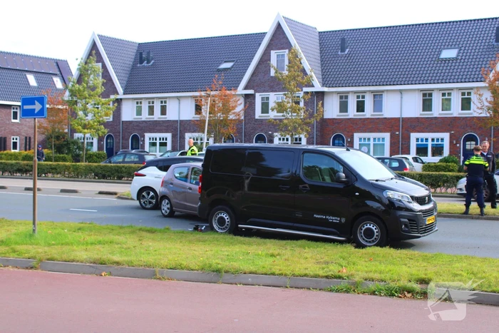 Grote opstopping door ongeval met drie voertuigen